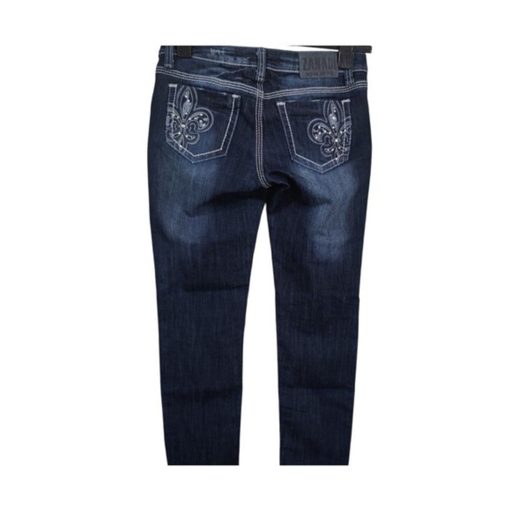 Zanadi‎  Jeans Blue Denim Embellished Fleur de Lis Pockets Size 9 hippy